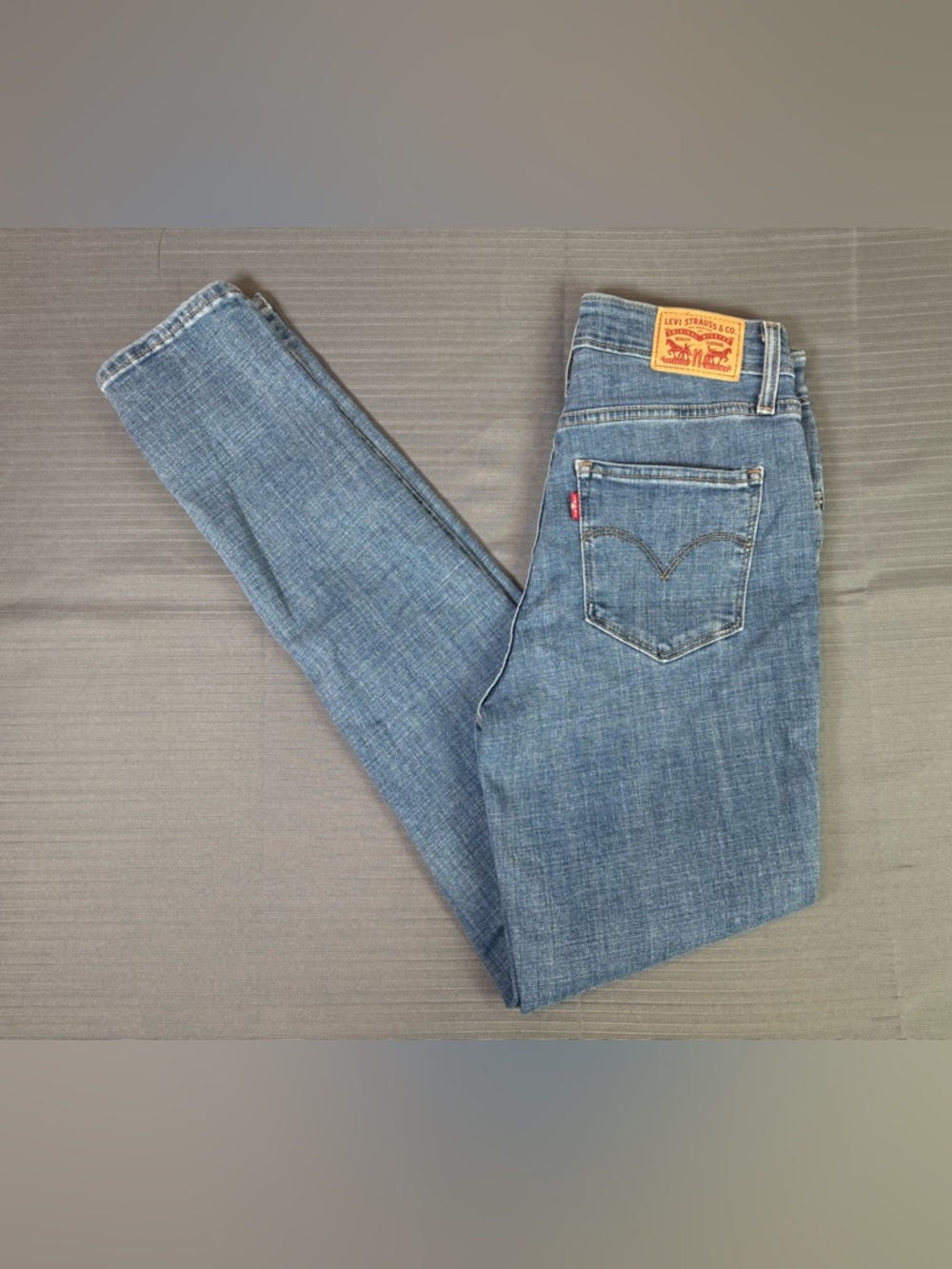 Levi’s 721 High Rise Skinny Jeans W28 Medium Wash Stretch Denim Womens